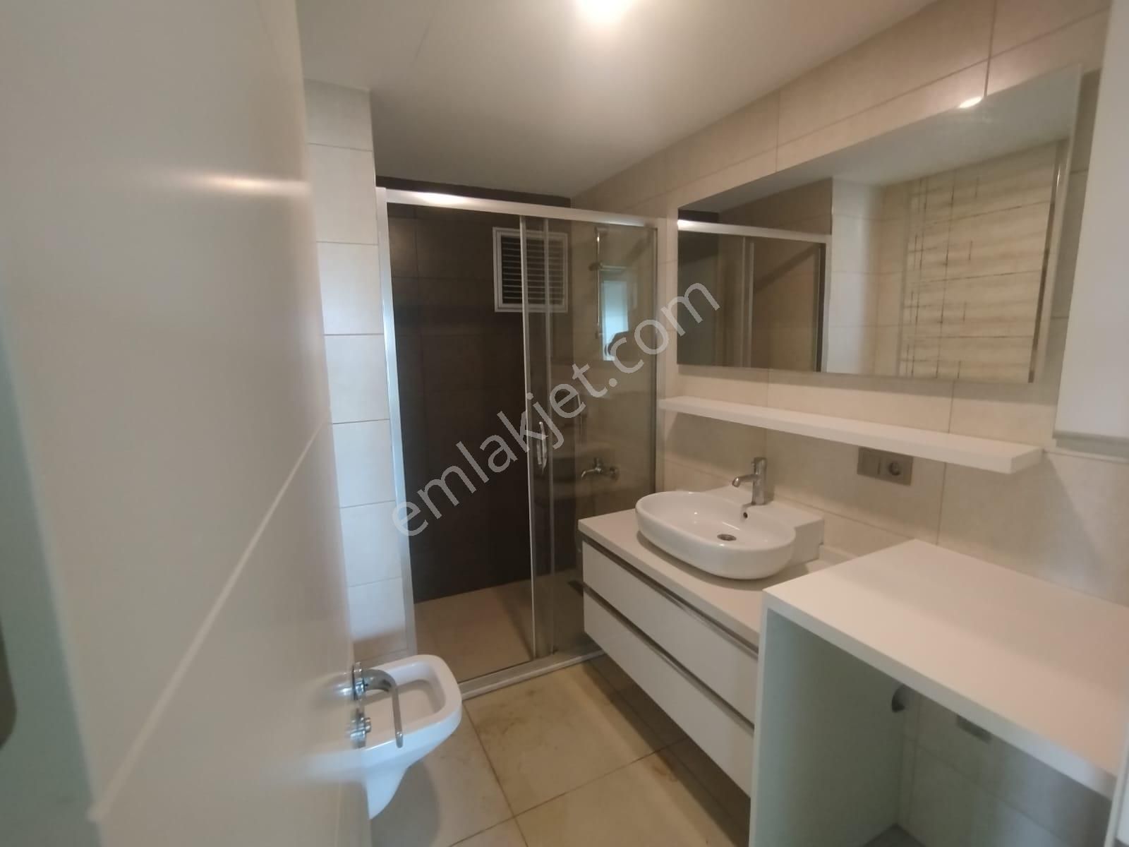 Havuzlu Güvenlikli Lüx Site İçerisinde Kiralık 3+1 Arakat Kiralık Daire - Görsel 7