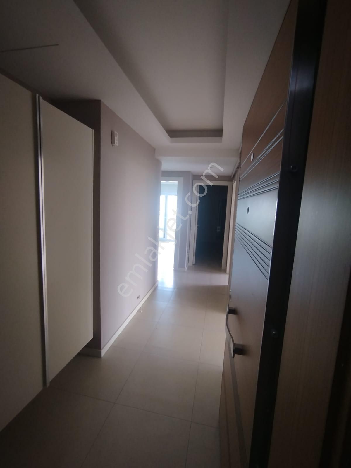 Havuzlu Güvenlikli Lüx Site İçerisinde Kiralık 3+1 Arakat Kiralık Daire - Görsel 9