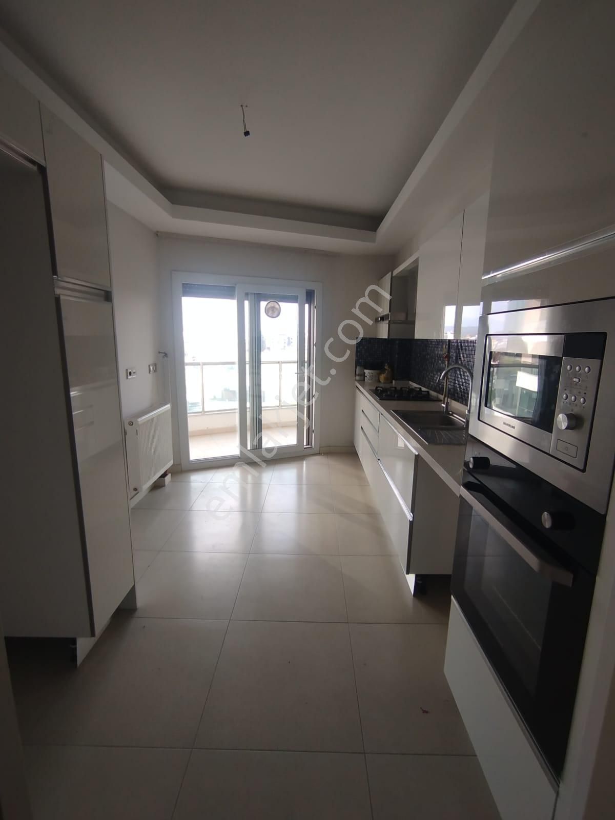 Havuzlu Güvenlikli Lüx Site İçerisinde Kiralık 3+1 Arakat Kiralık Daire - Görsel 8