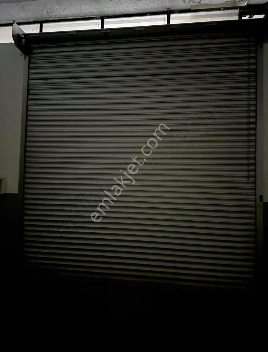 İkitelli Osb İpkas İş Merkezinde Tır Yanaşır Kiralık İşyeri