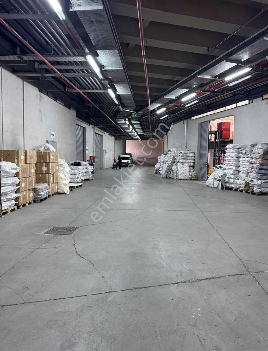 İkitelli Org.san. Bölg. İpkas İş Merkezinde Kiralık 350m² İşyeri - Görsel 2