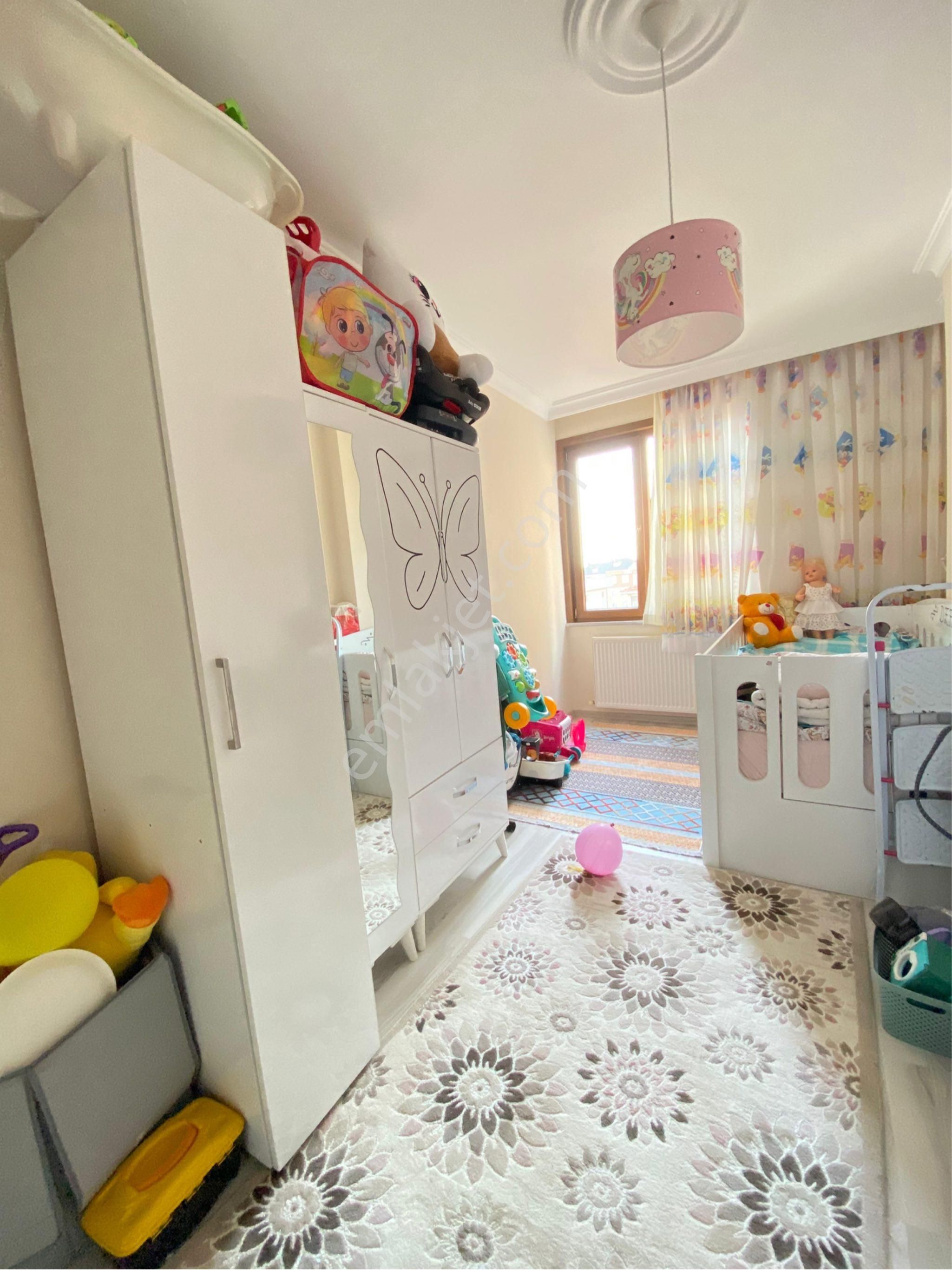 Atabey'den Satılık 2+1 90 M2 Geniş Ara Kat Daire Mevlana Mahallesi - Görsel 15