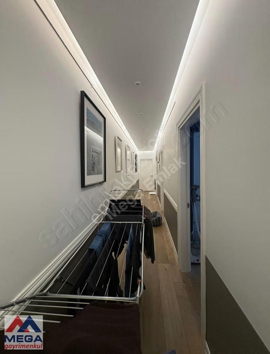 Büyük Kulüp Karşı Sokağında 4+1 Balkonlu Özel Dekarasyonlu