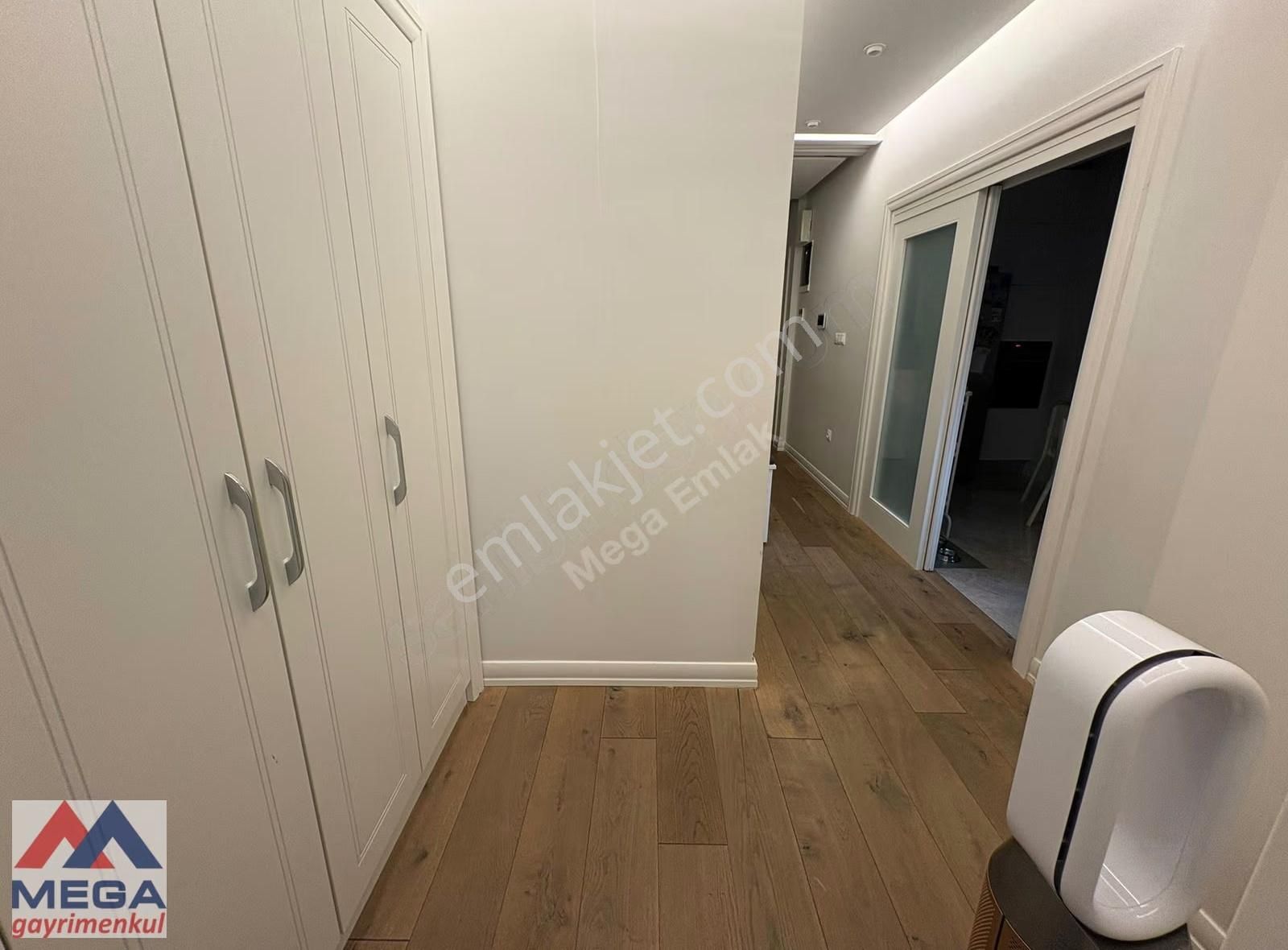 Büyük Kulüp Karşı Sokağında 4+1 Balkonlu Özel Dekarasyonlu - Görsel 14