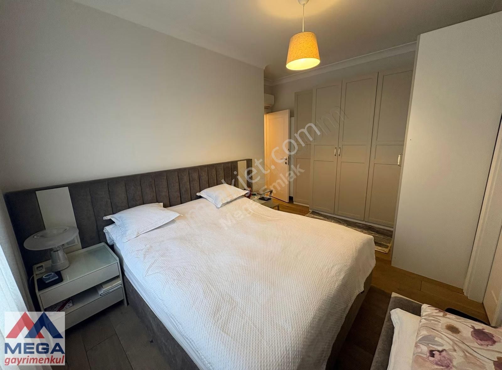 Büyük Kulüp Karşı Sokağında 4+1 Balkonlu Özel Dekarasyonlu - Görsel 8