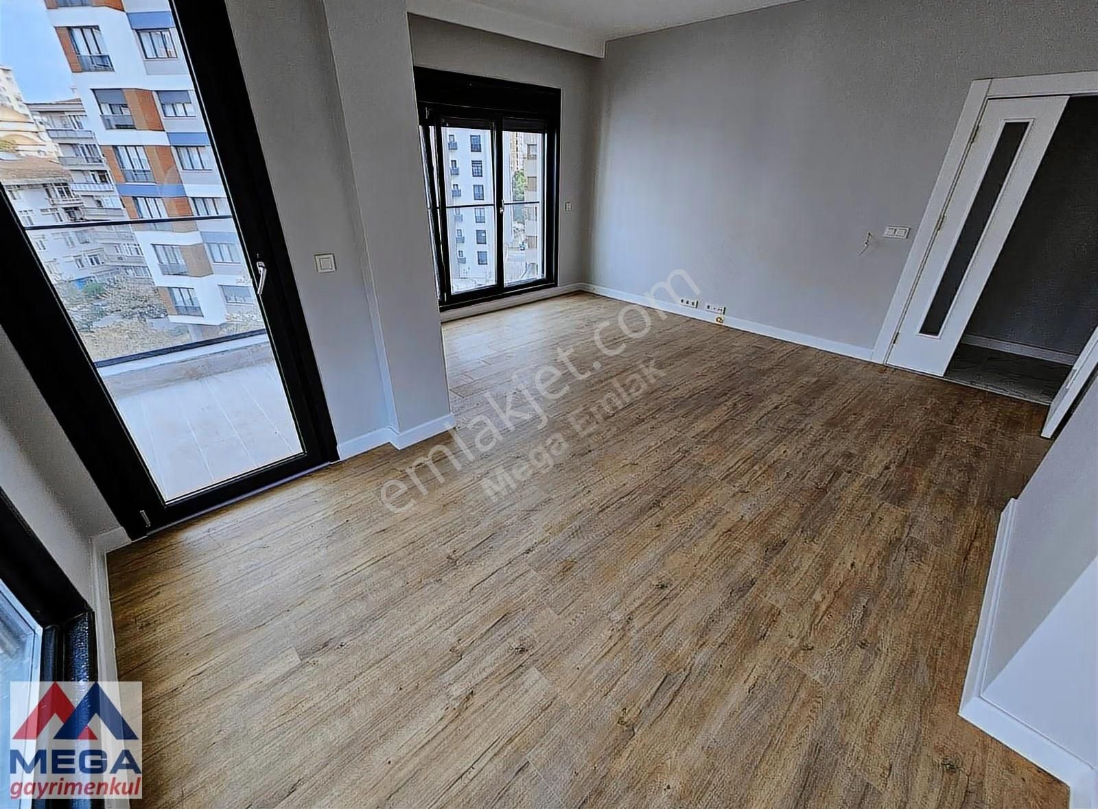 Mega'dan Feneryolunda 105m2 2+1 Balkonlu Eb.banyolu Sıfır Fırsat - Görsel 14