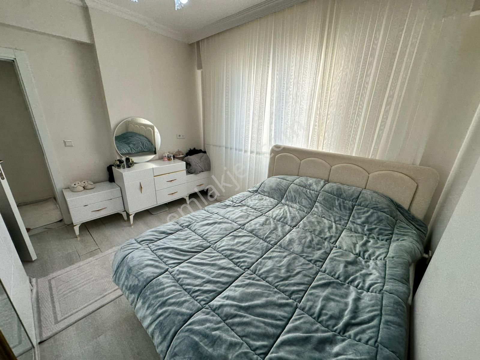 Abdulhamithan Mh Satılık 2+1 Yerden Isıtma Daire - Görsel 14