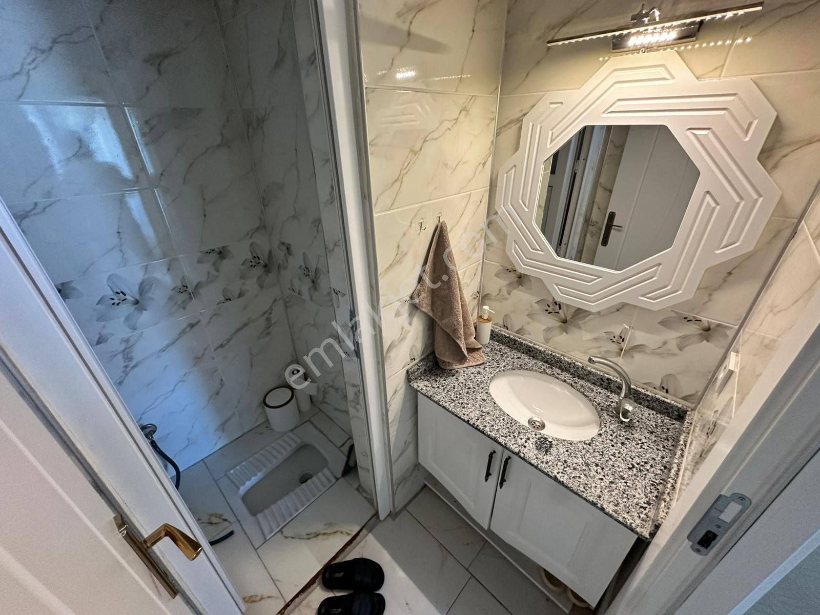 Abdulhamithan Mh Satılık 2+1 Yerden Isıtma Daire - Görsel 18