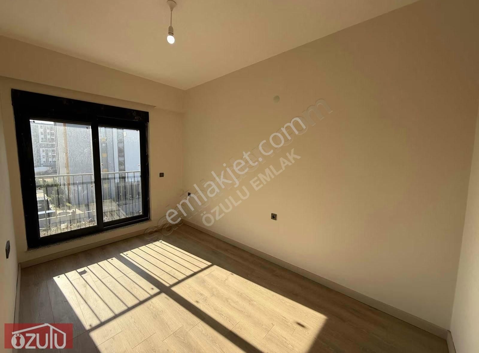 Altıntaşta Sıfır Arakat Kapalı Oto. Havuz 1+1 Satılık - Görsel 12