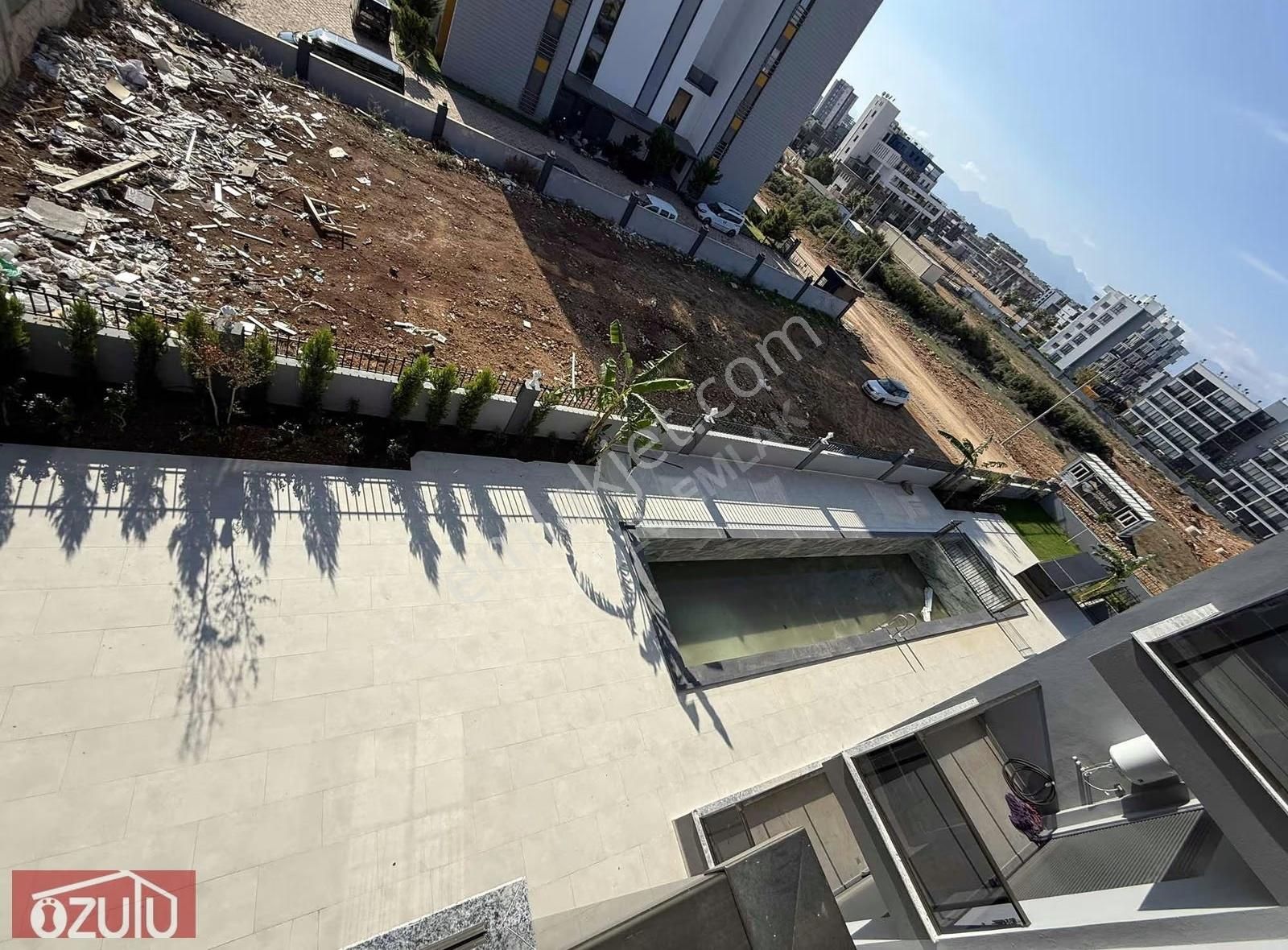 Altıntaşta Sıfır Arakat Kapalı Oto. Havuz 1+1 Satılık - Görsel 16