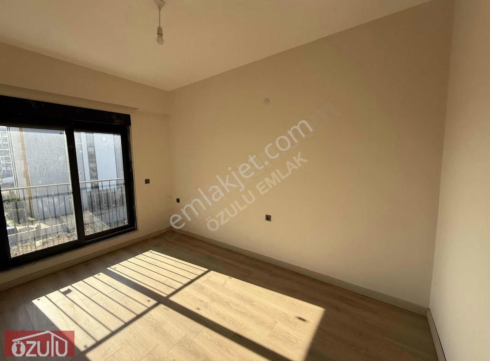 Altıntaşta Sıfır Arakat Kapalı Oto. Havuz 1+1 Satılık - Görsel 13