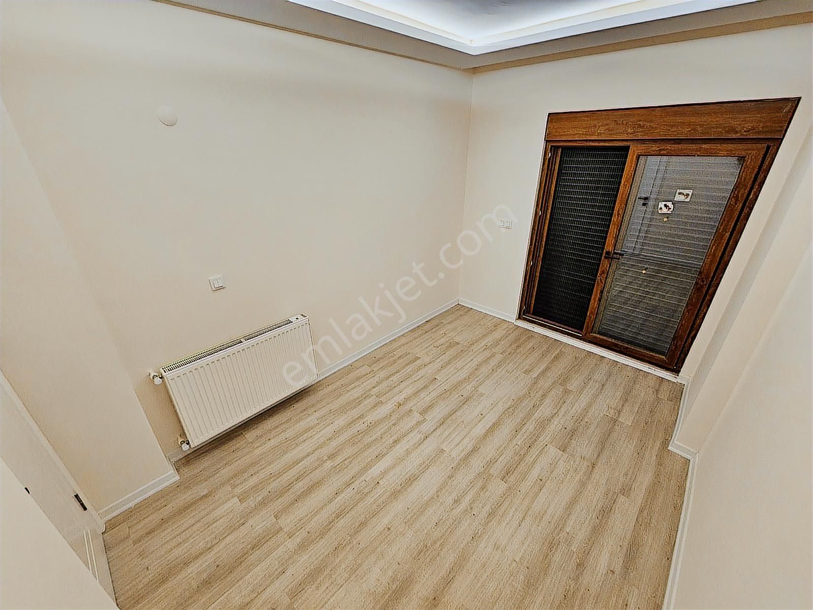 Eu Gayrimenkulden Havuzlu Site İçerisinde Tek Müstakil - Görsel 2