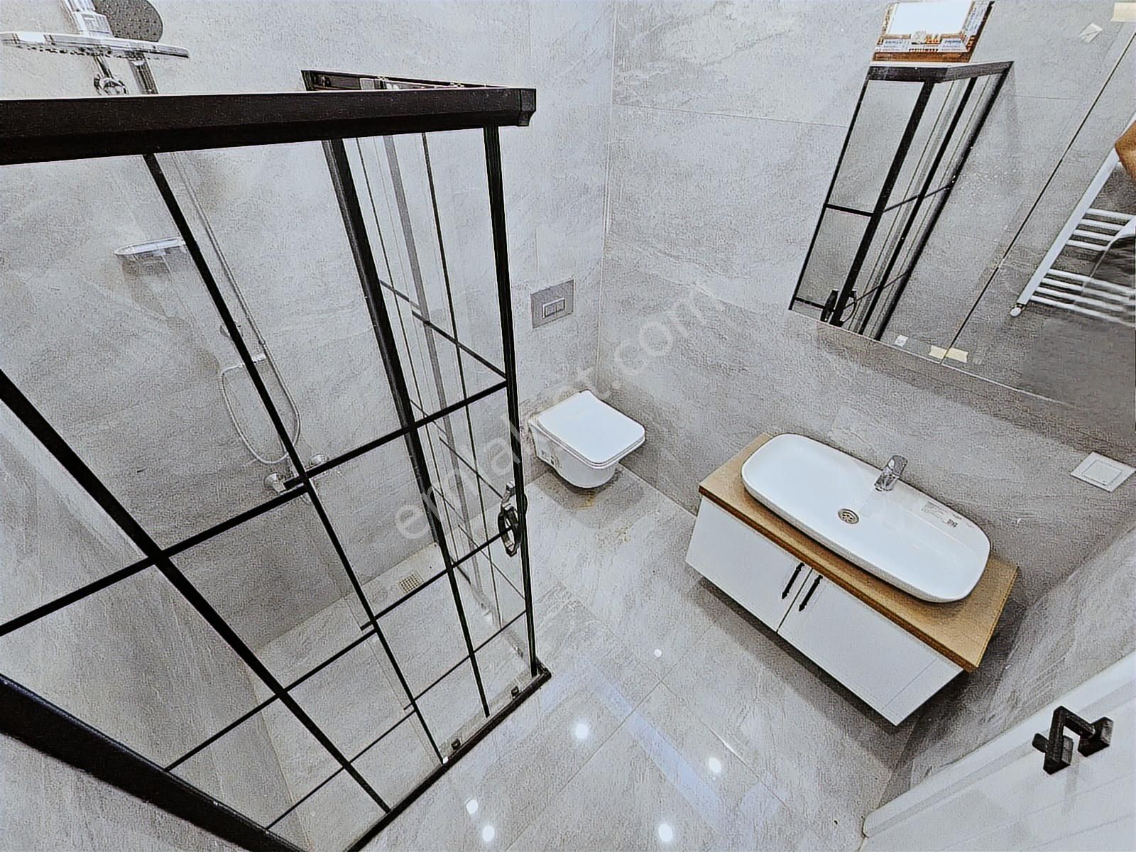 Eu Gayrimenkulden Havuzlu Site İçerisinde Tek Müstakil - Görsel 15