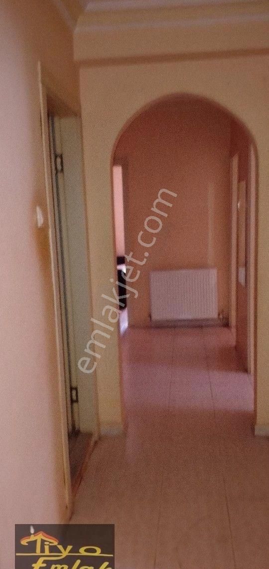 3+1 Giriş Kat Bostancık Cad. 110m2 Mamak Ankara Satlık İskanlı Daire - Görsel 2