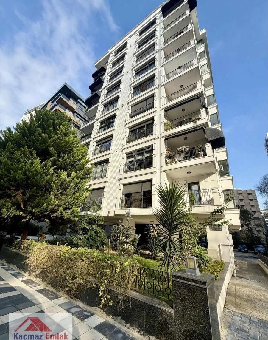 Fenerbahçe Kiralık 4+1 Balkonlu Geniş M2