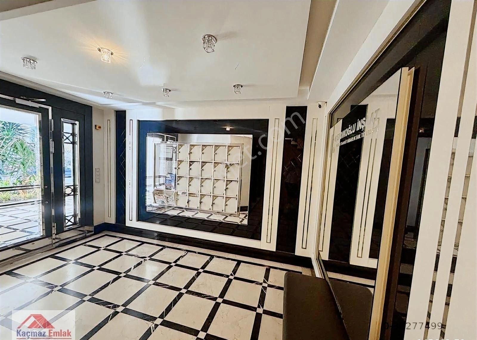 Fenerbahçe Kiralık 4+1 Balkonlu Geniş M2 - Görsel 17