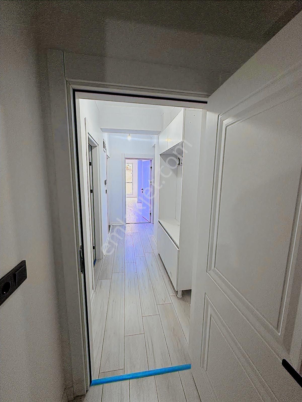 Akkaya İnşaattan Çarşı Merkezinde Sıfır K. Otoparklı Kiralık 2+1 - Görsel 12