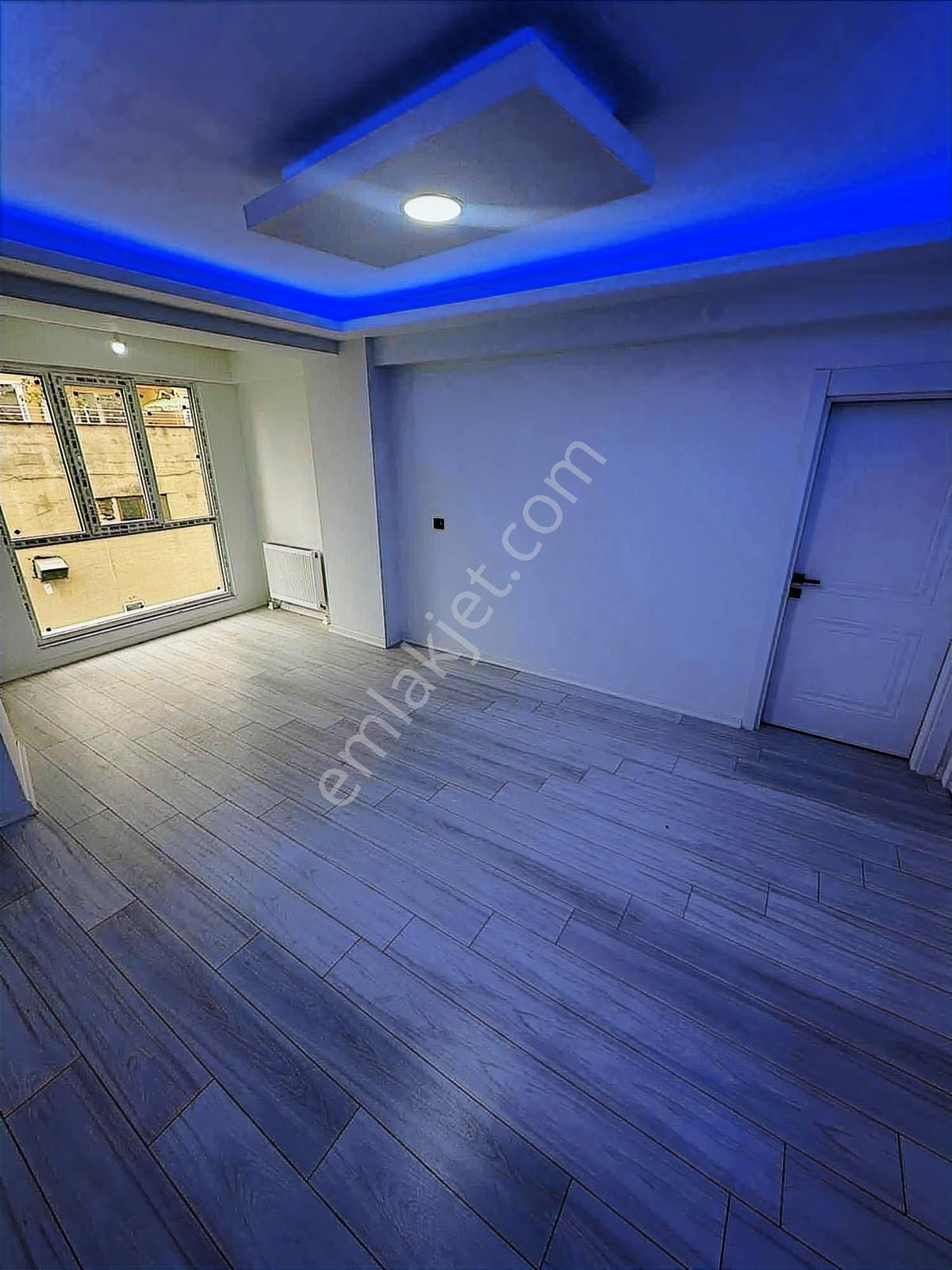 Akkaya İnşaattan Çarşı Merkezinde Sıfır K. Otoparklı Kiralık 2+1 - Görsel 3