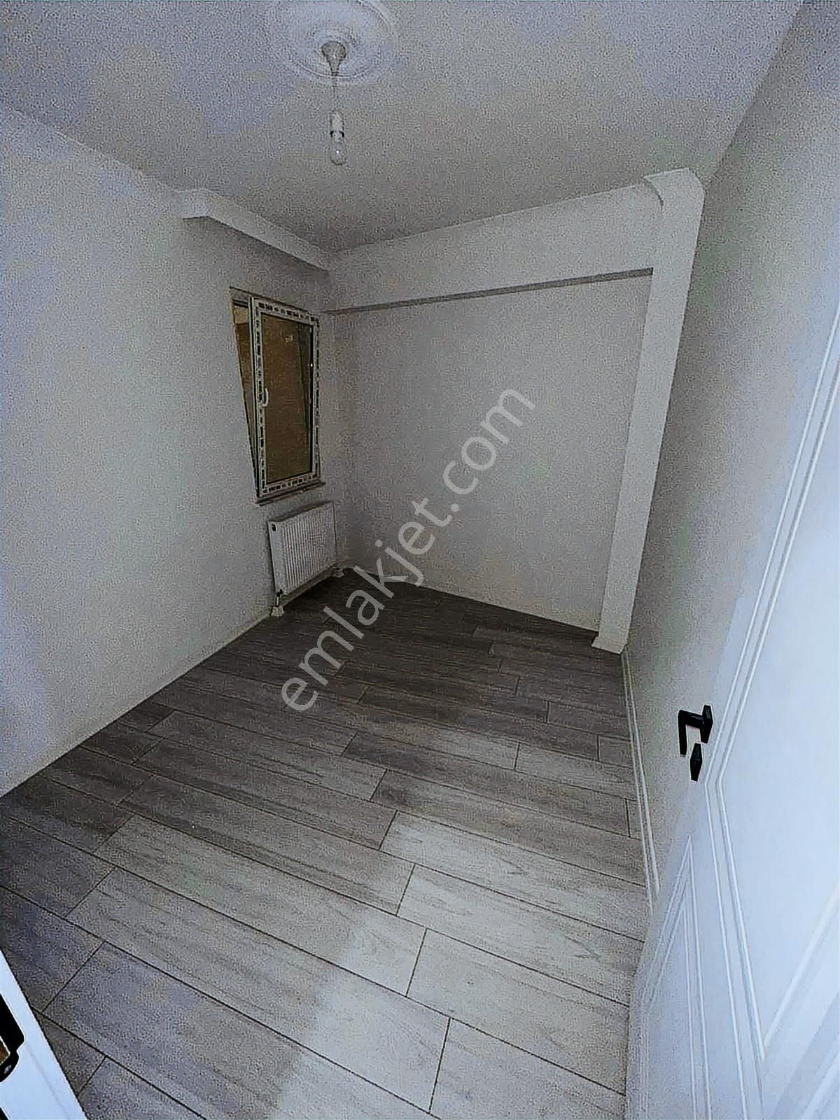 Akkaya İnşaattan Çarşı Merkezinde Sıfır K. Otoparklı Kiralık 2+1 - Görsel 5