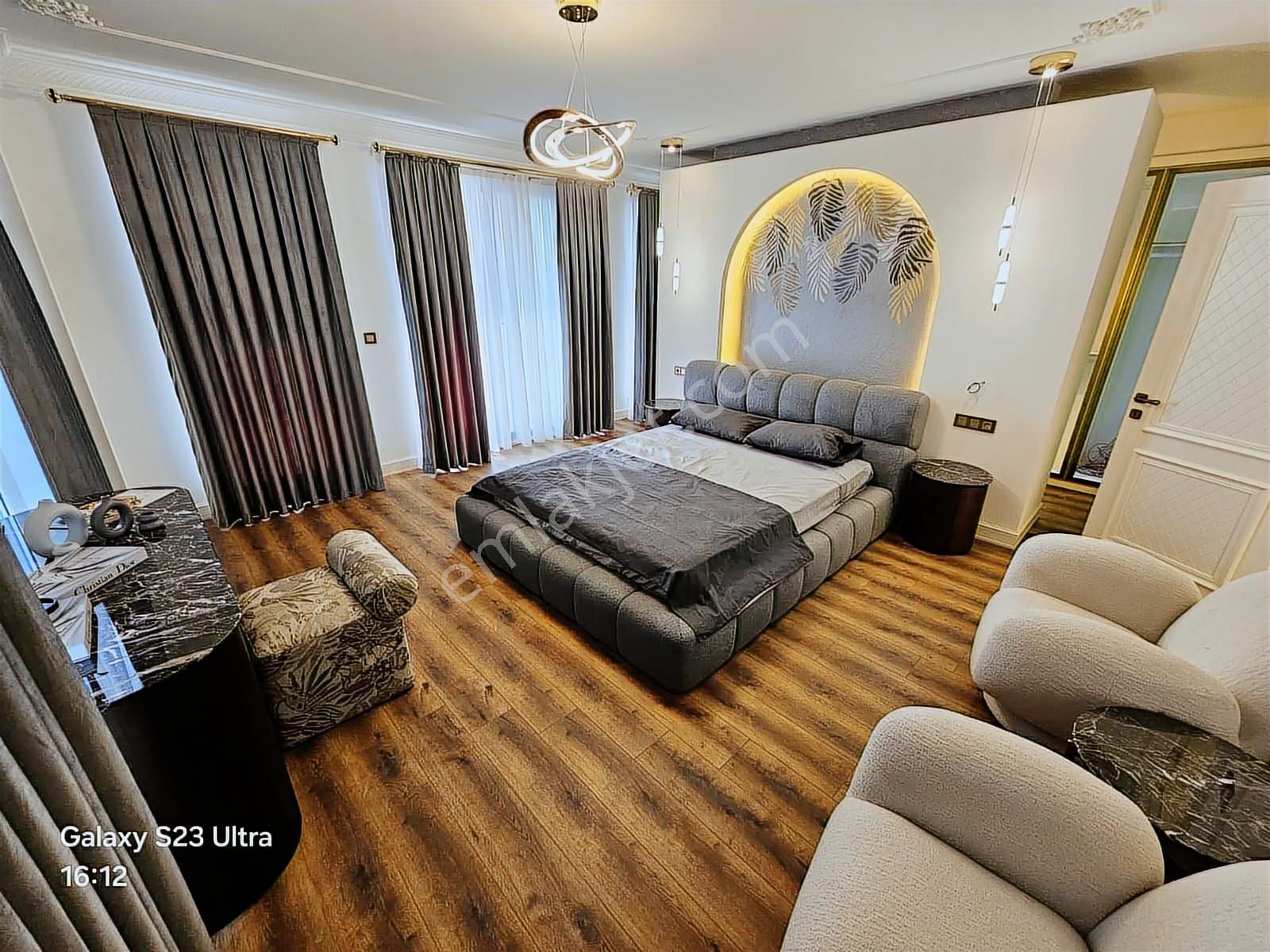 Eu Gayrimenkulden Denize Sıfır Sitede 4+1 Tek Müstakil Villa - Görsel 12