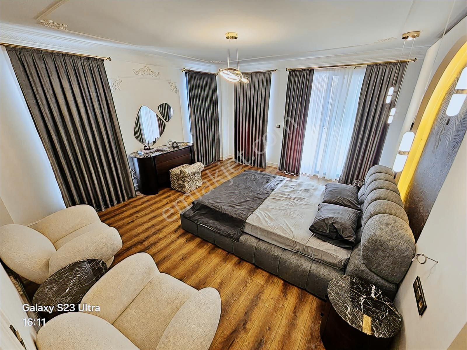 Eu Gayrimenkulden Denize Sıfır Sitede 4+1 Tek Müstakil Villa - Görsel 31