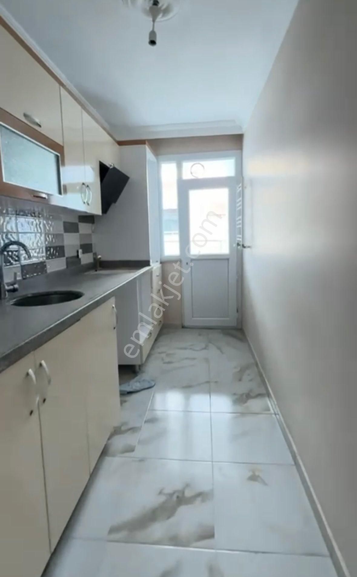 Orhangazı Mahallesı’nde Yenı Bına Içerısınde Ultra Lüks Genış Temız Daıre - Görsel 8