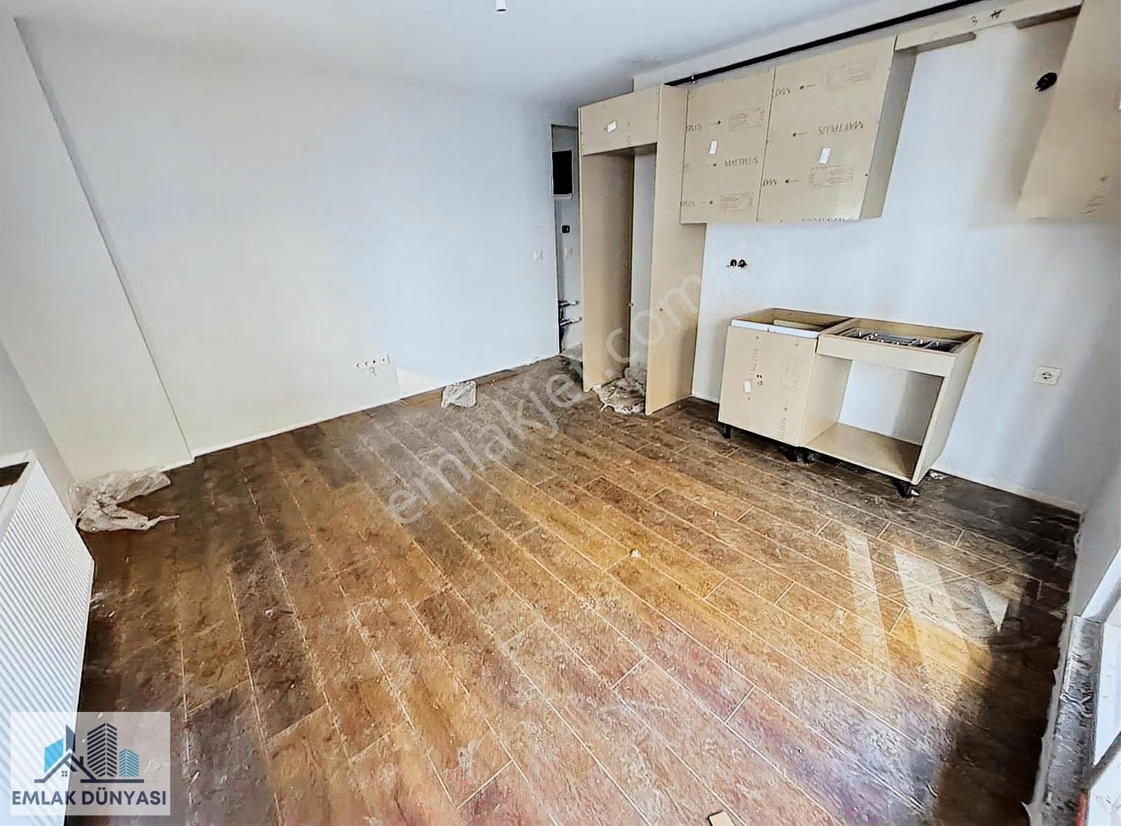 Emlak Dünyasından Bahçe Kullanımlı Sıfır Ön Cephe Kullanışlı 1+1 - Görsel 8