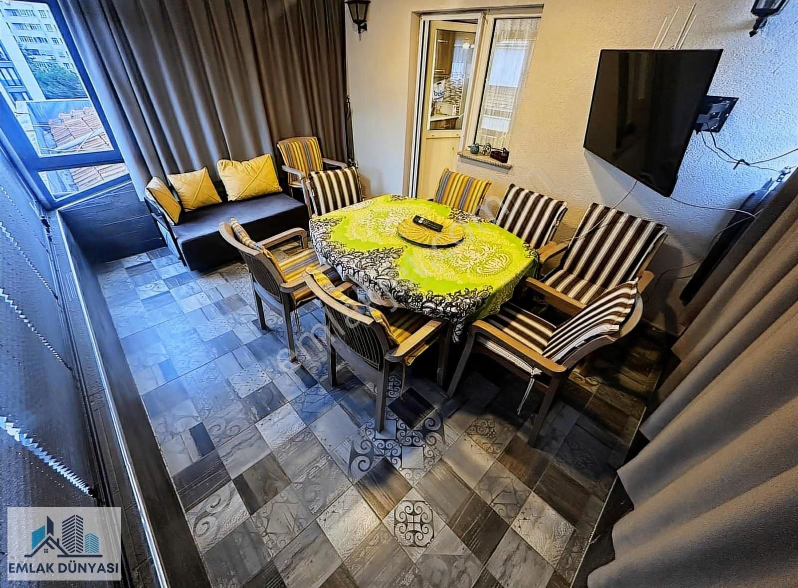 Emlak Dünyasından Bostancı Sahilde Ön Cephe Geniş Bakımlı 4+2 - Görsel 32