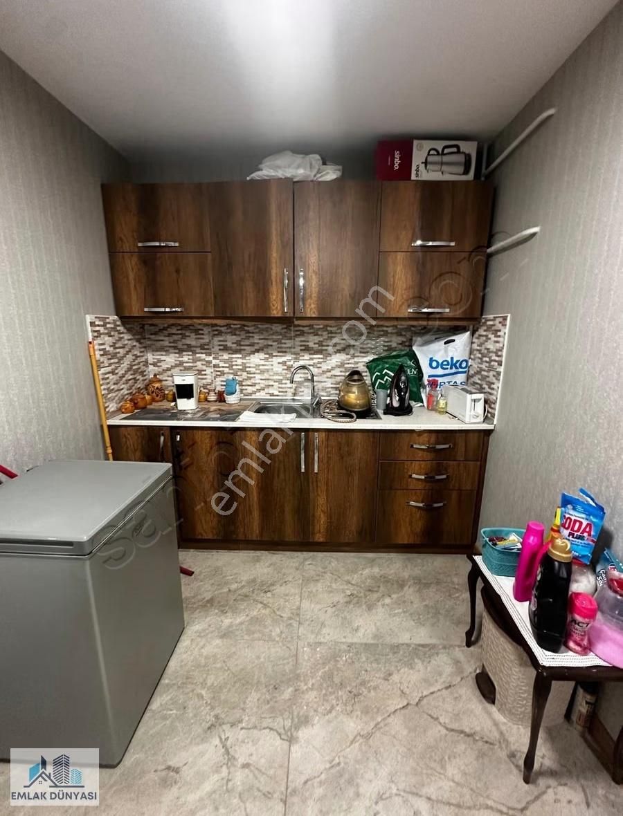 Emlak Dünyasından Bostancı Sahilde Ön Cephe Geniş Bakımlı 4+2 - Görsel 16