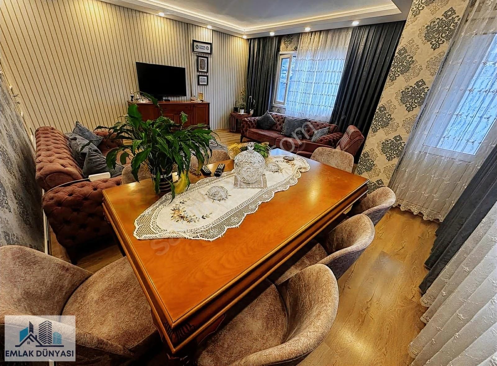 Emlak Dünyasından Bostancı Sahilde Ön Cephe Geniş Bakımlı 4+2 - Görsel 18