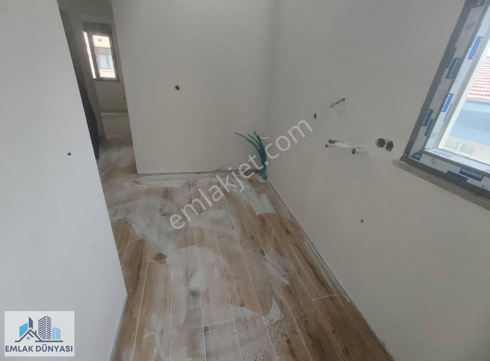 Emlak Dünyasından Keyifli Teraslı Şubatta Teslim Ön Cephe 4+2 - Görsel 14
