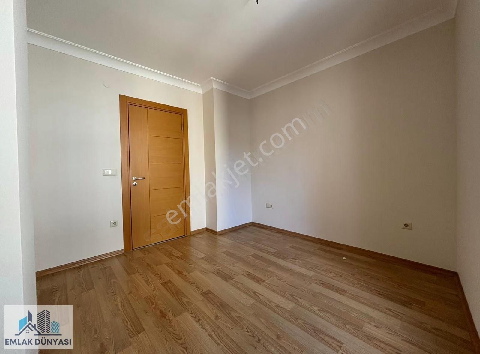 Emlak Dünyasından Ferah Etrafı Açık Ayrı Mutfak Ara Kat Lüx 2+1 - Görsel 19