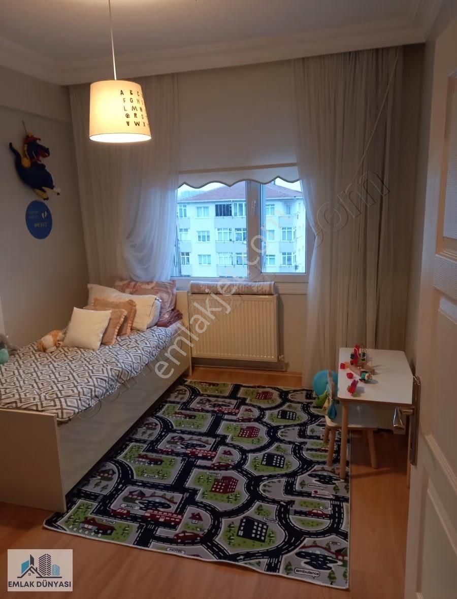 Emlak Dünyasına Altkaynarcada Deniz Manzaralı Sahile Yakın 3+1 - Görsel 8