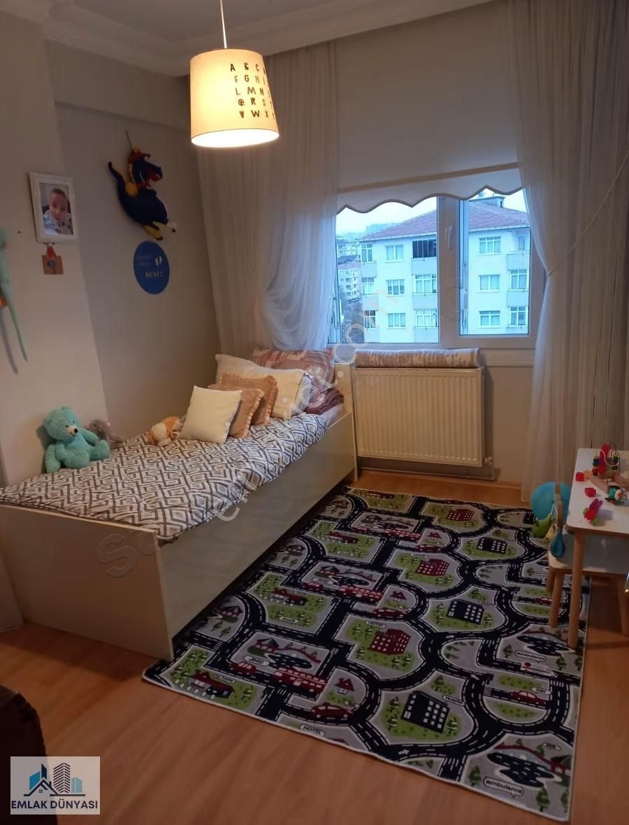 Emlak Dünyasına Altkaynarcada Deniz Manzaralı Sahile Yakın 3+1 - Görsel 27