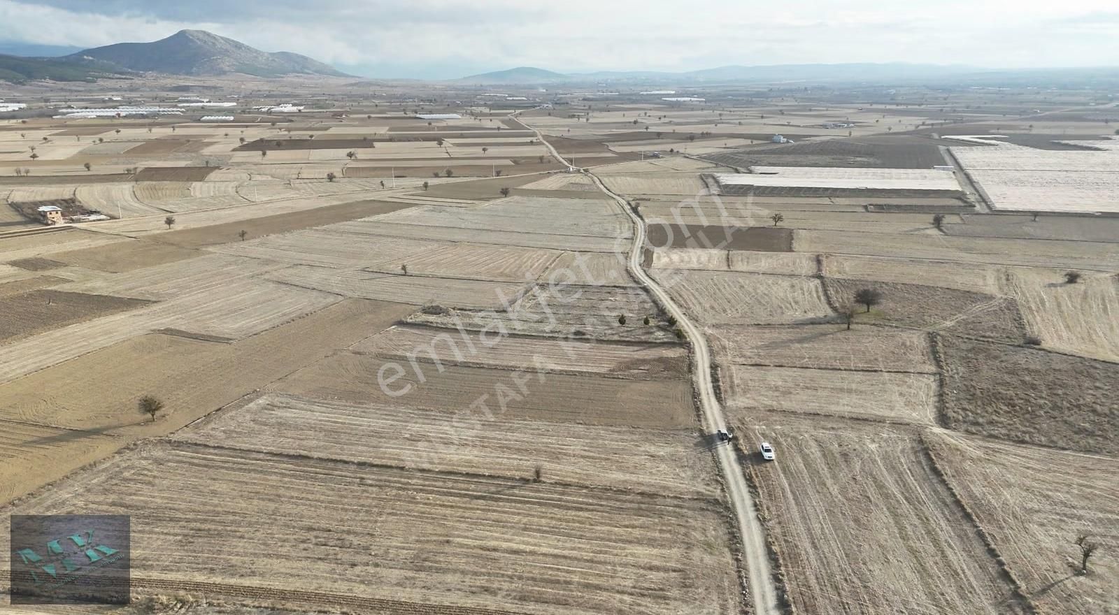 Mustafa Karadan Korkuteli Çomaklı Da Yola Cephe 2829 M2 Parsel - Görsel 12