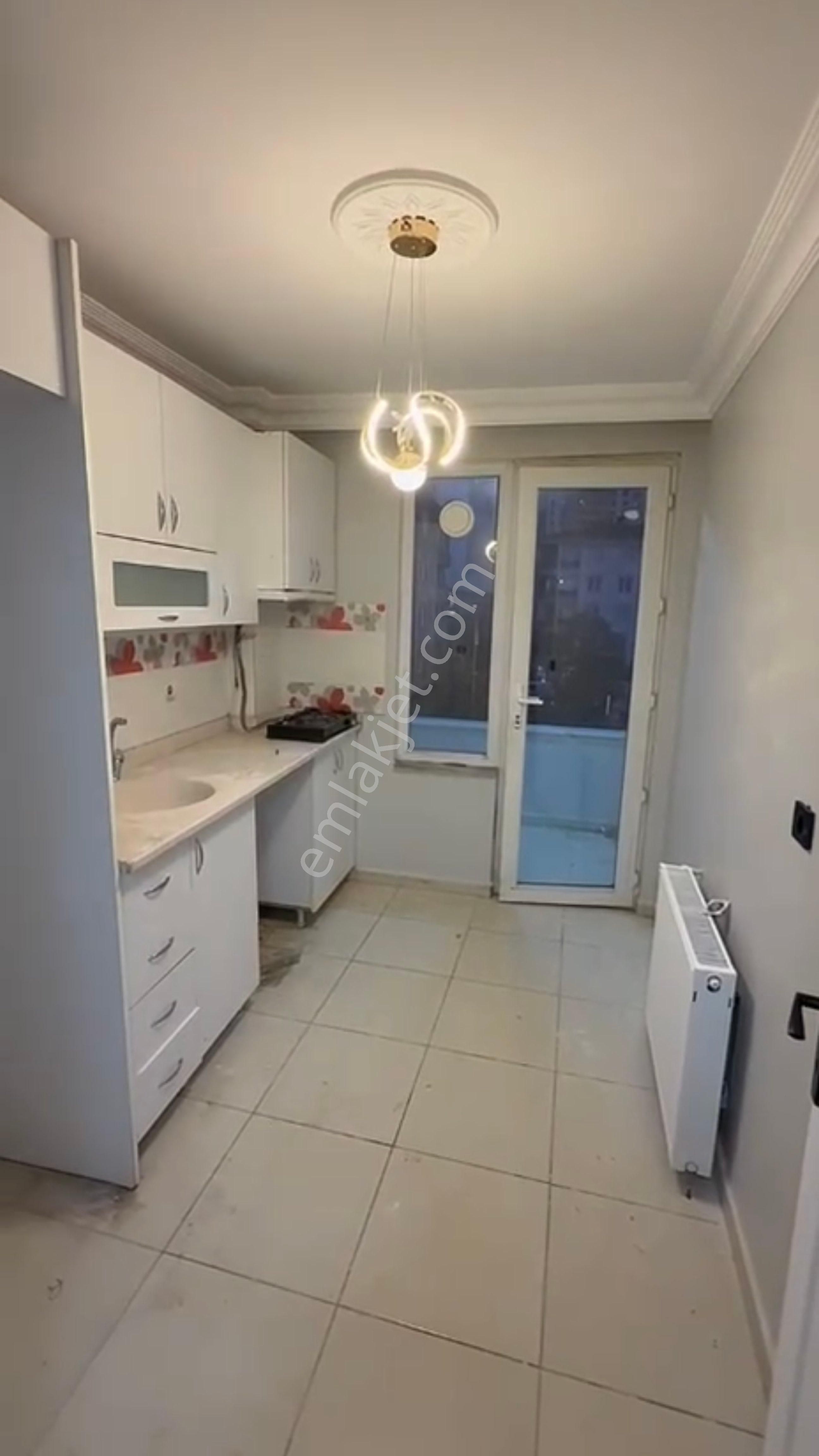 Orhangazı Mahallesı’nde Cadde Üzerı Özel Dızayn Genış Temız Daıre - Görsel 3