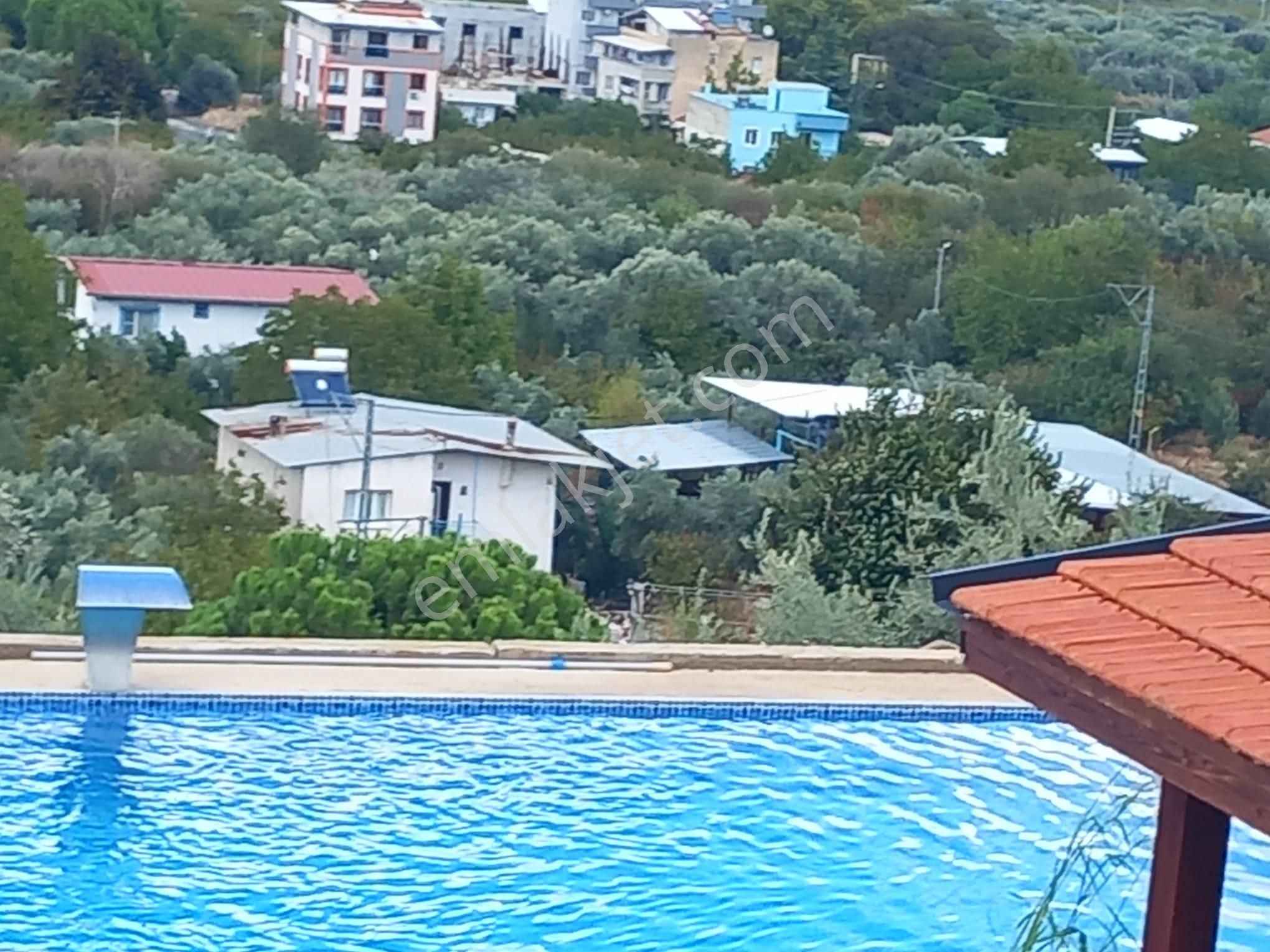 Havuzlu Dublex Müstakil 1550 Mt.arsa İçinde Köyiçi Yazlık Kışlık