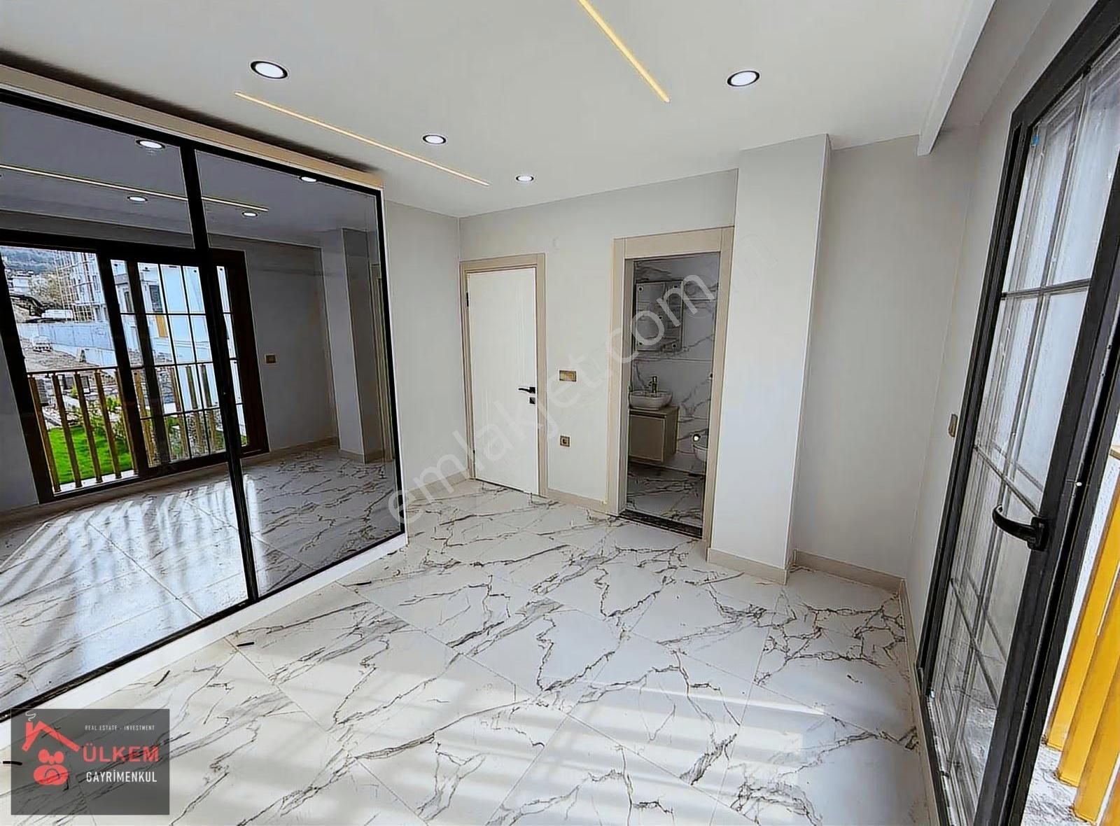 Davutlarda 4+1 Müstakil Özel Havuzlu Sıfır Son Villa - Görsel 21