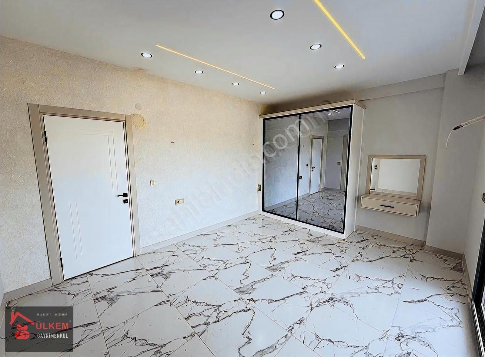 Davutlarda 4+1 Müstakil Özel Havuzlu Sıfır Son Villa - Görsel 8