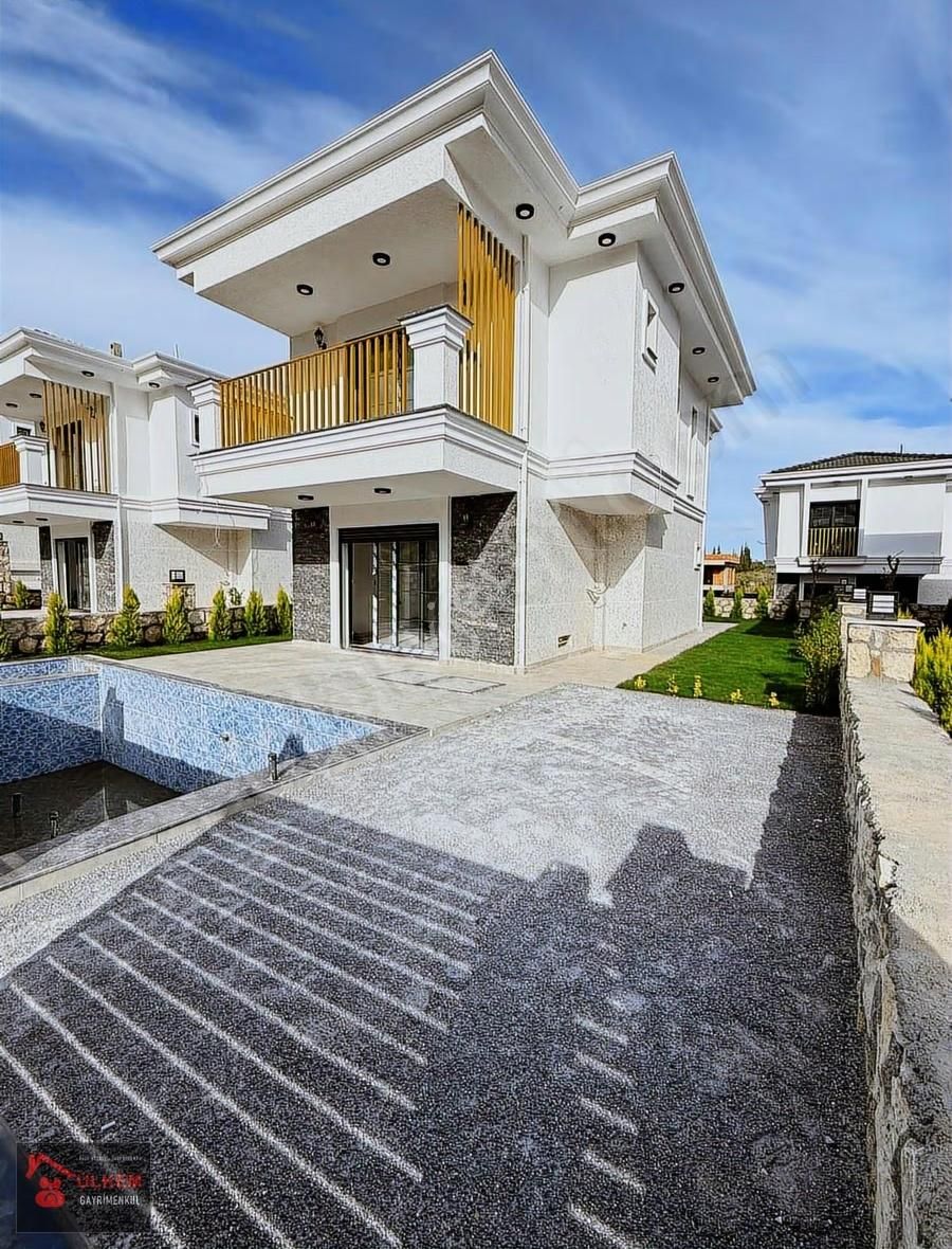 Davutlarda 4+1 Müstakil Özel Havuzlu Sıfır Son Villa - Görsel 20