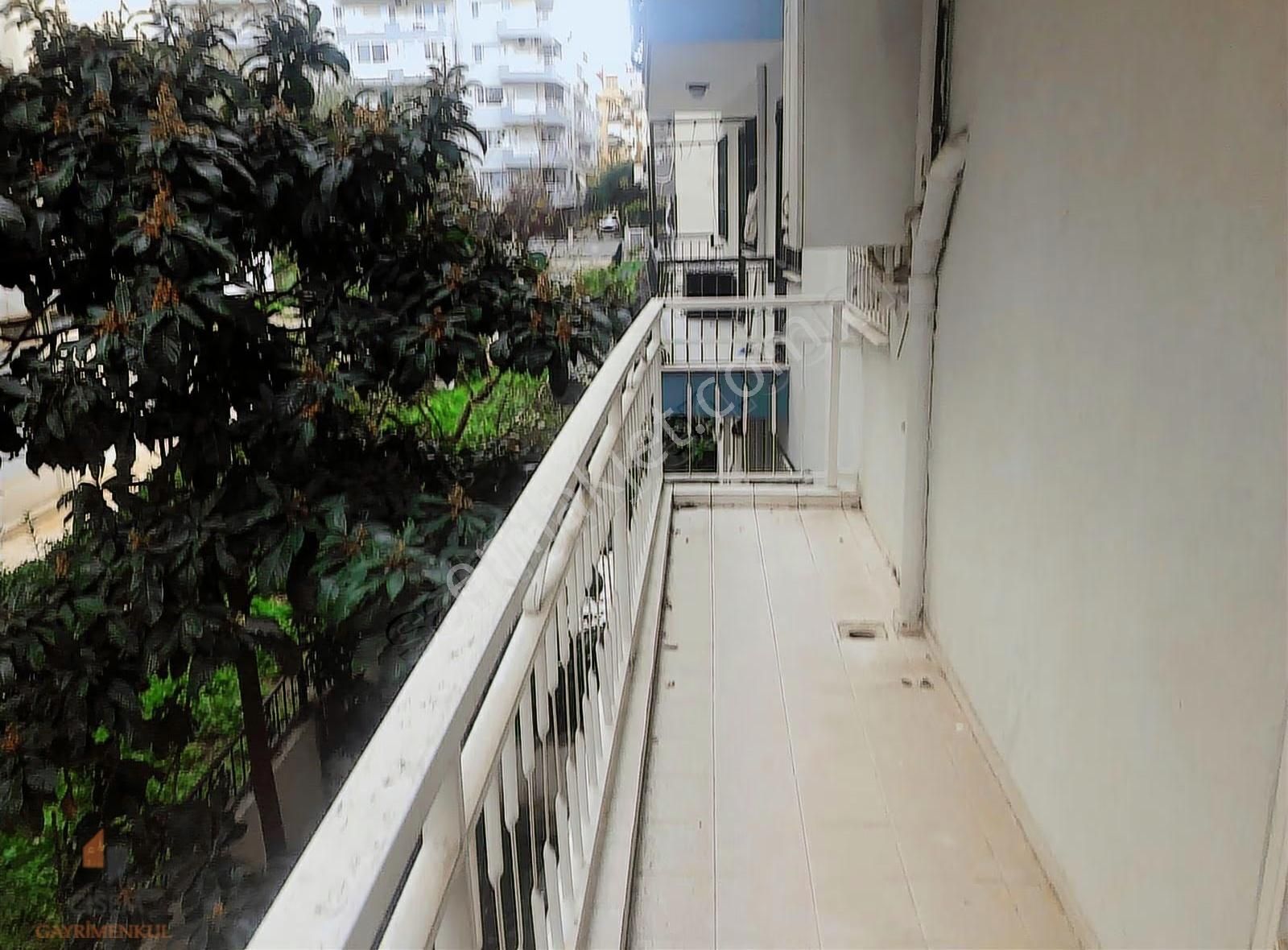 Karşıyaka Yalı Mahallesnde Kiralık 3+1 Bahçesi Ol Dublex Daire - Görsel 24