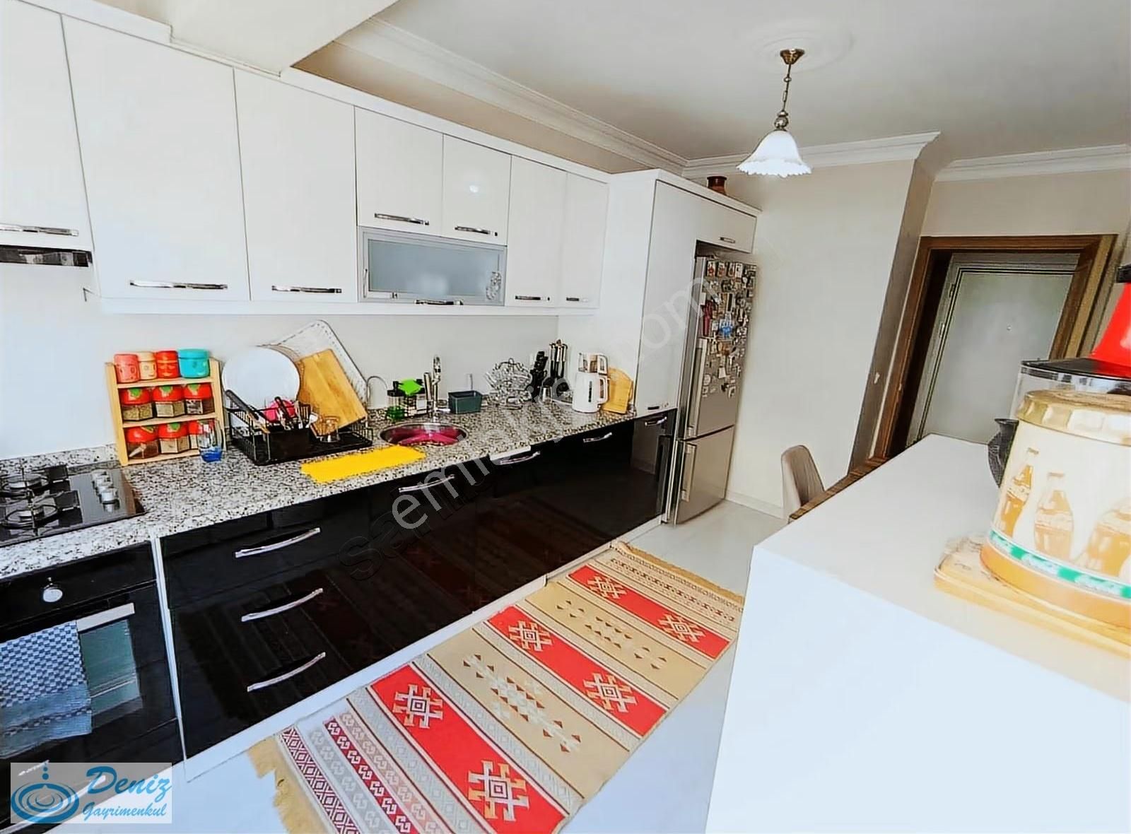 Didim Efeler'de Geniş Ayrı Mutfak Satılık Dubleks Daire - Görsel 8
