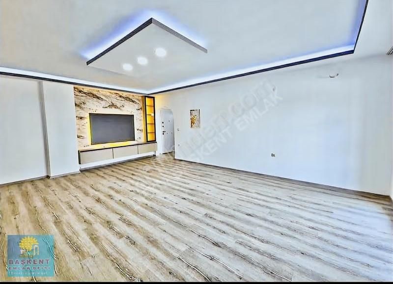 Efeler Mahallesinde, Asansörlü Havuzlu Sitede Arakat 3+1 - Görsel 20