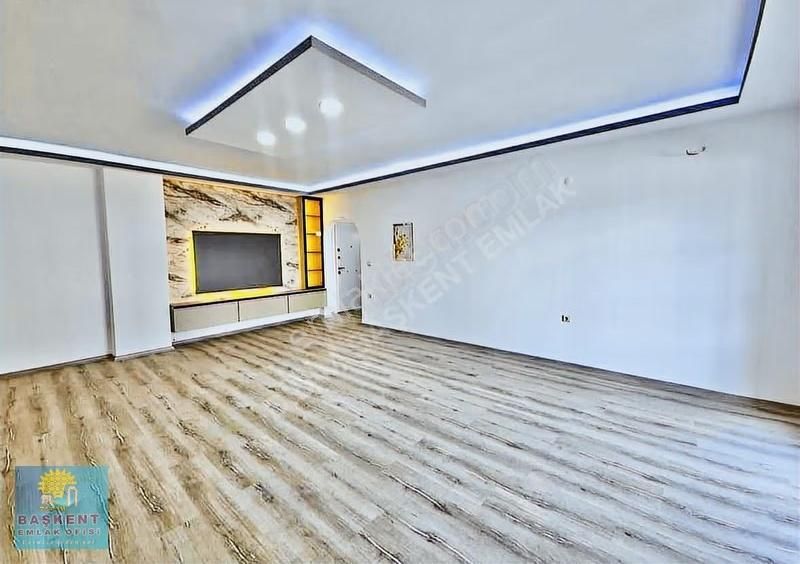 Efeler Mahallesinde, Asansörlü Havuzlu Sitede Arakat 3+1 - Görsel 22