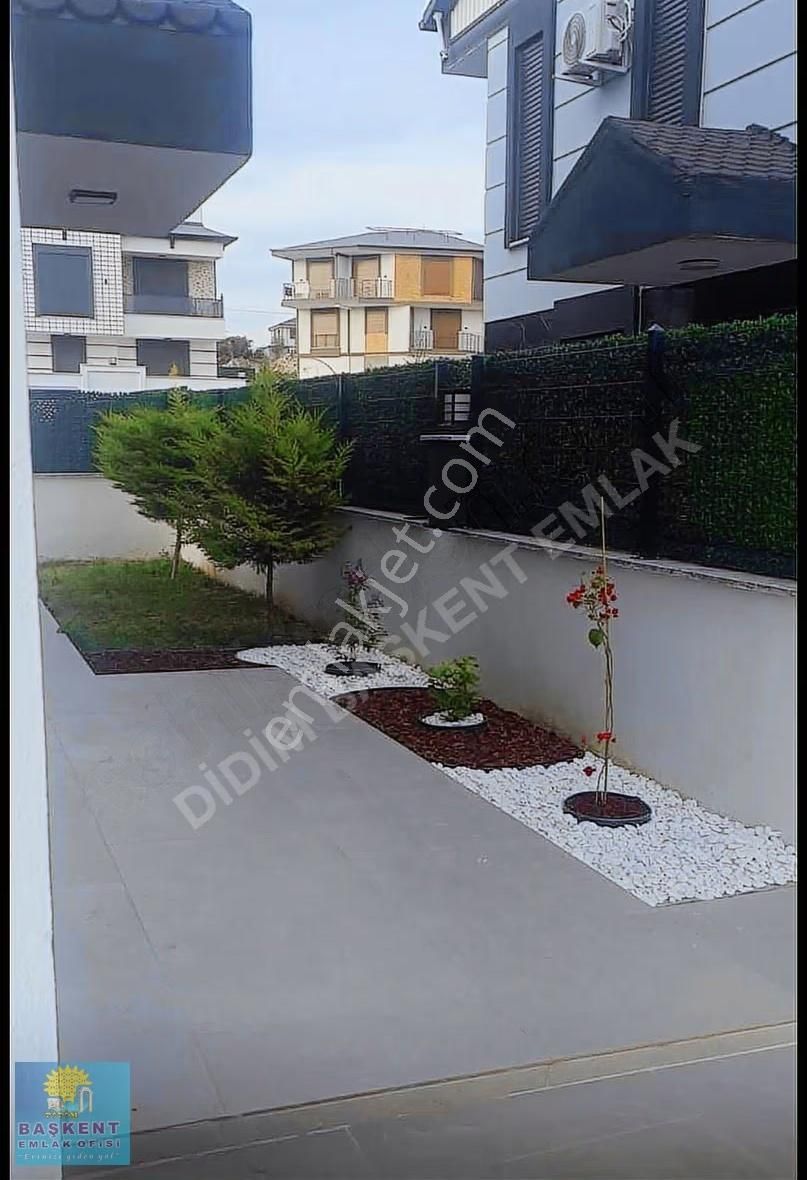 Tam Müstakil, Sıfır, 4+1 Ayrı Mutfak, Havuzlu Villa - Görsel 5