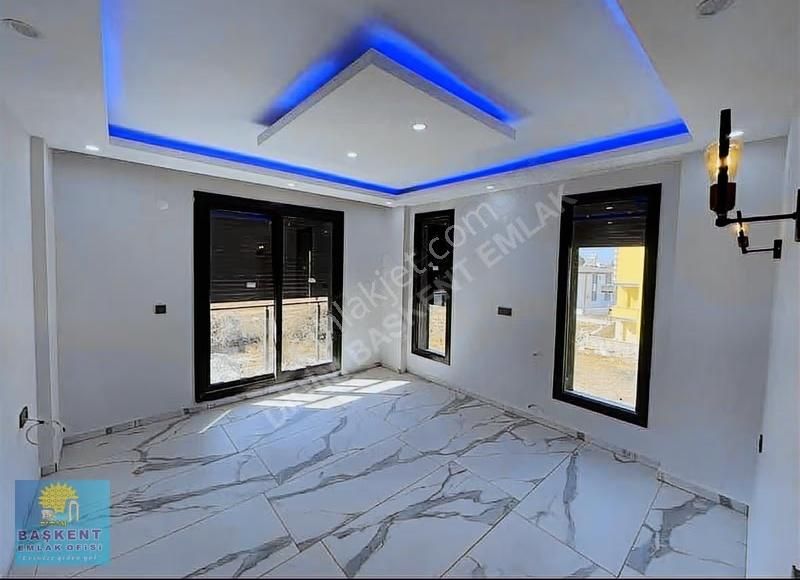 Tam Müstakil, Sıfır, 4+1 Ayrı Mutfak, Havuzlu Villa - Görsel 4