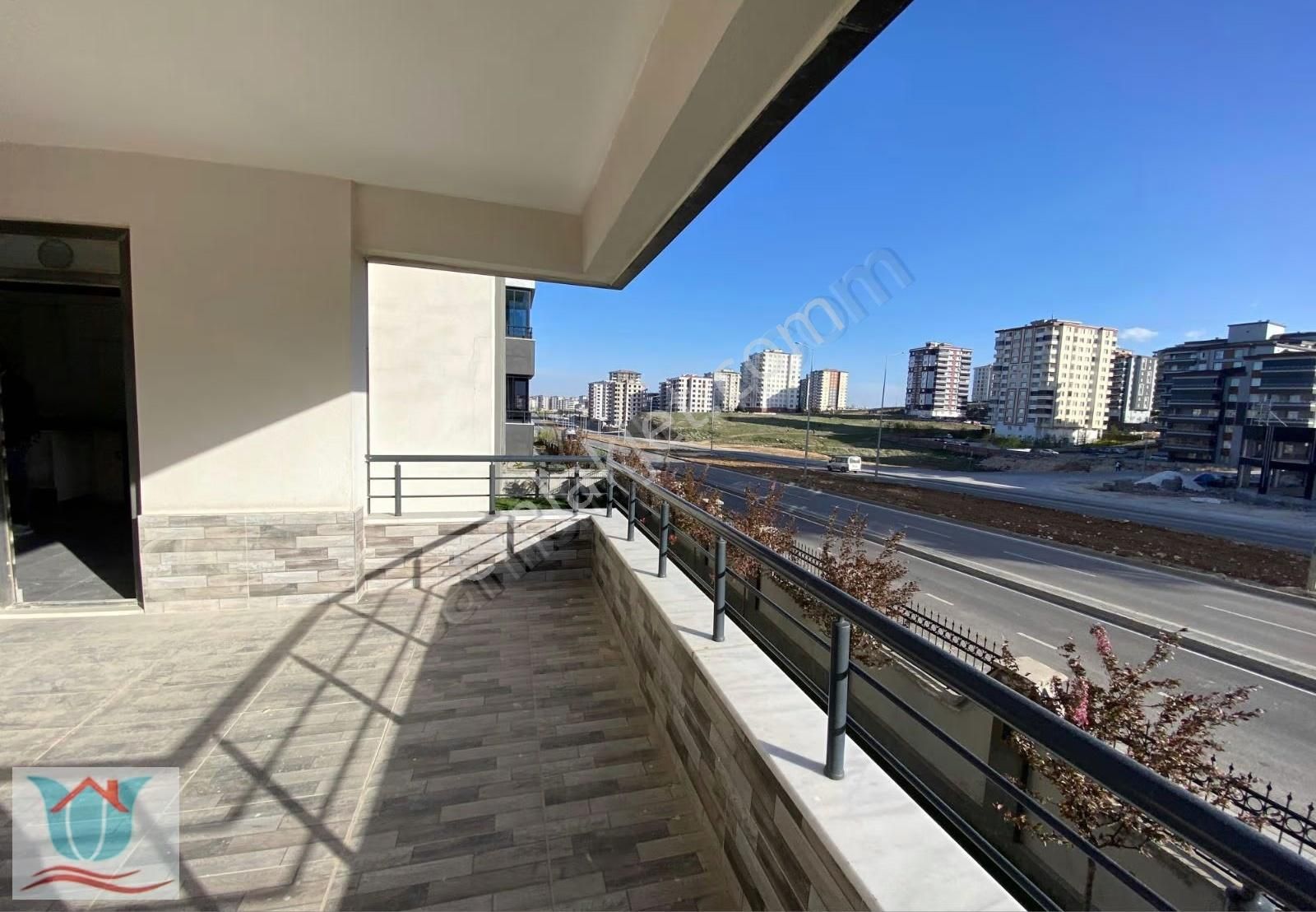 Göktürk'te Satılık Ultra Lüks 3+1 - Görsel 9