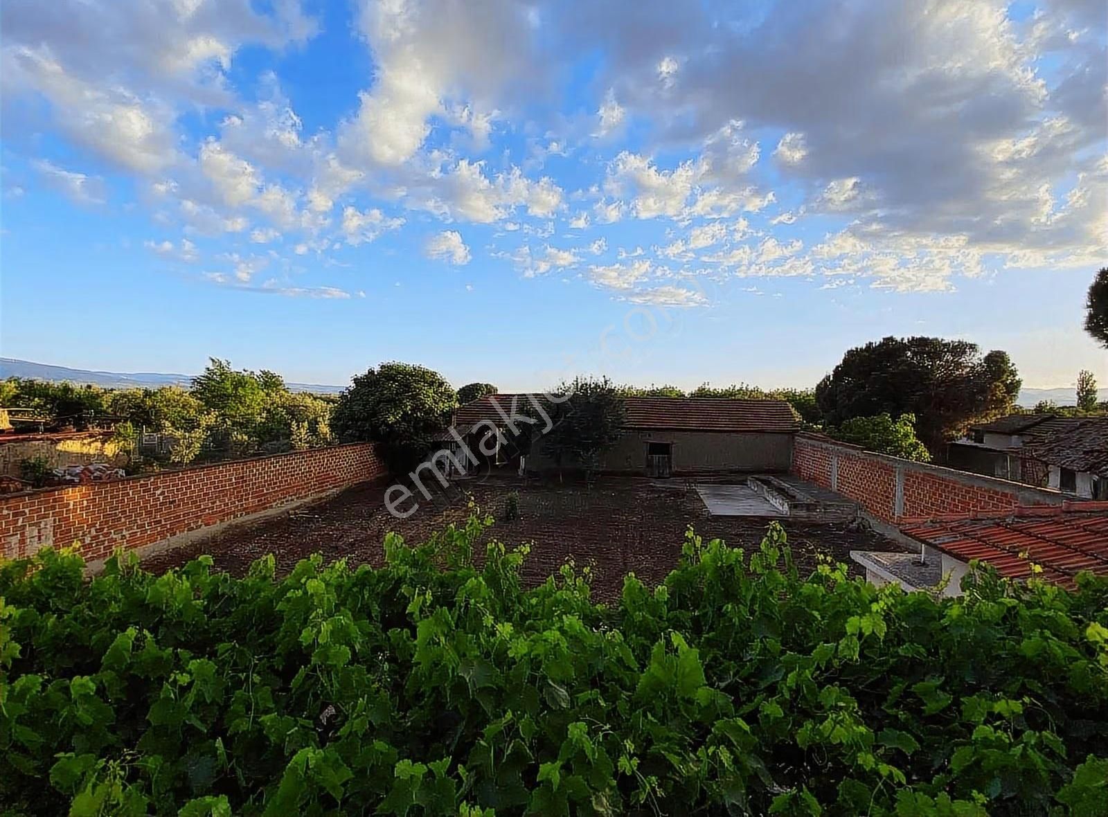 1820 M2 Alan İçinde Dubleks Ev, Dükkan Ve Hayvan Sayası - Görsel 11