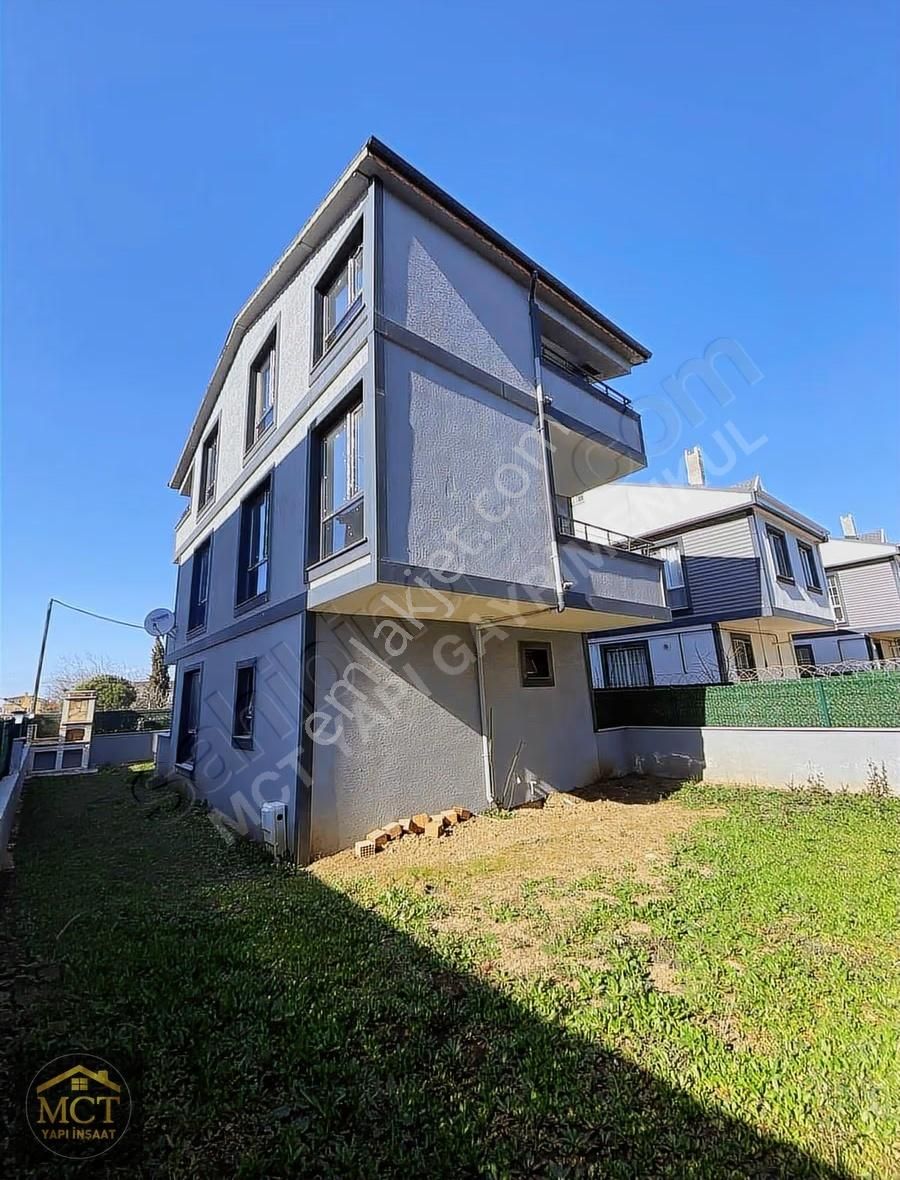 Mct Yapıdan Geniş Bahçeli 5+1 Villa | Sıfır | Prestijli Konum - Görsel 12