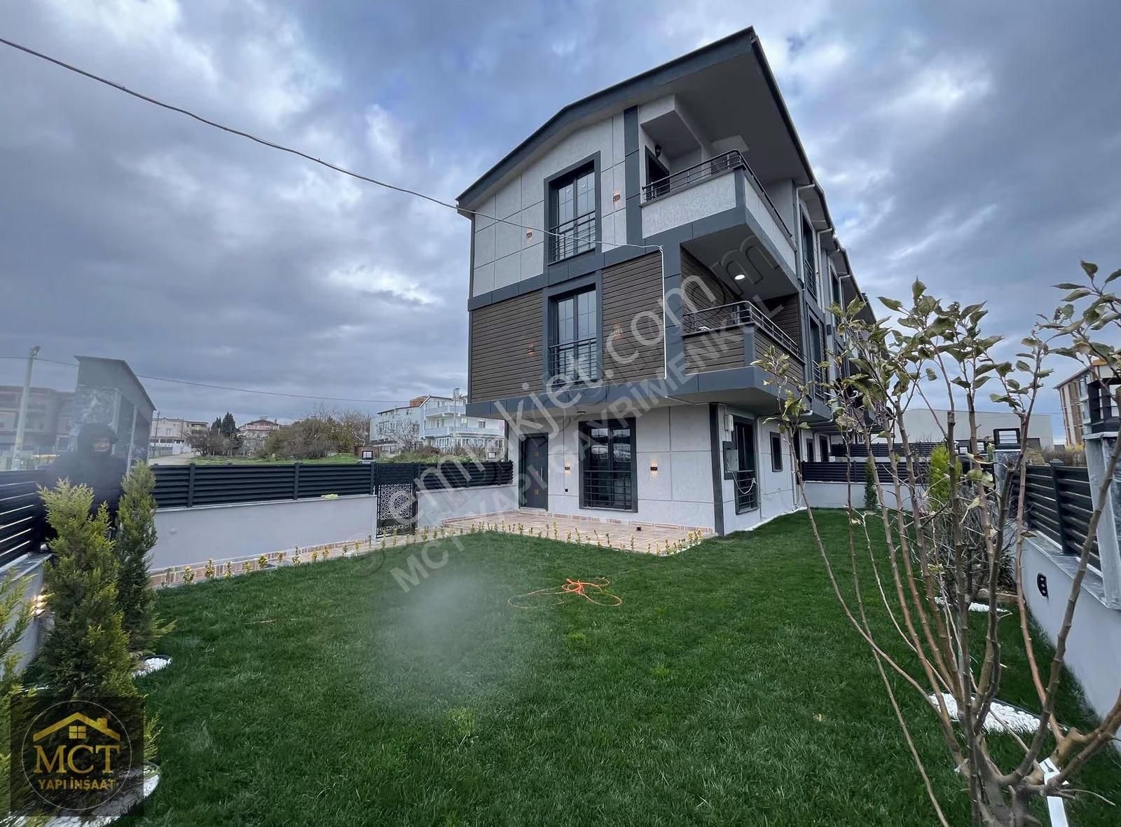 ~~mct Yapıdan~~merkezi Konumda, Konforlu Ve Geniş Villa - Görsel 7